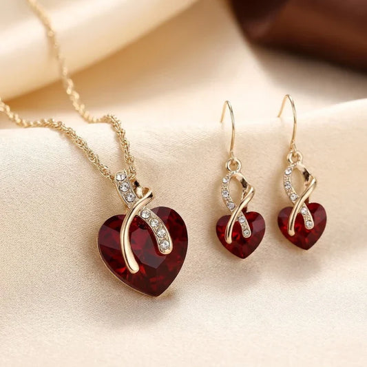 Ensemble de Bijoux en Or et Rubis en Cœur Tordu