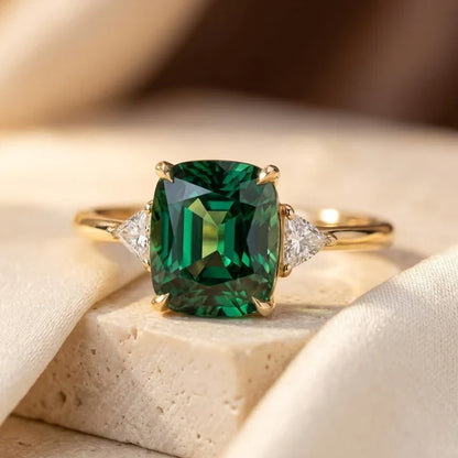 Bague Solitaire en Or avec Coussin