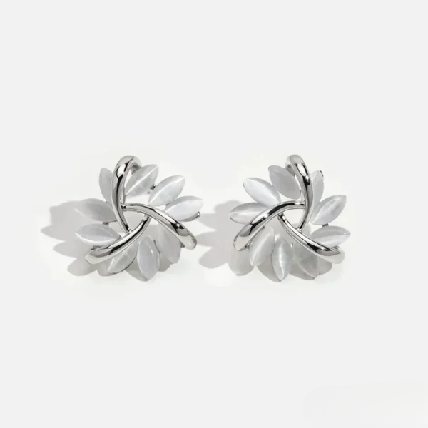 Sienna™ | Boucles d'oreilles en cercle avec pétales d'opale élégants