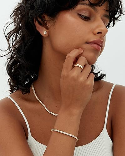 Lustra™ | Bracelet de tennis en Moissanite doré