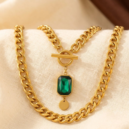 Collier en Chaîne Émeraude Dorée